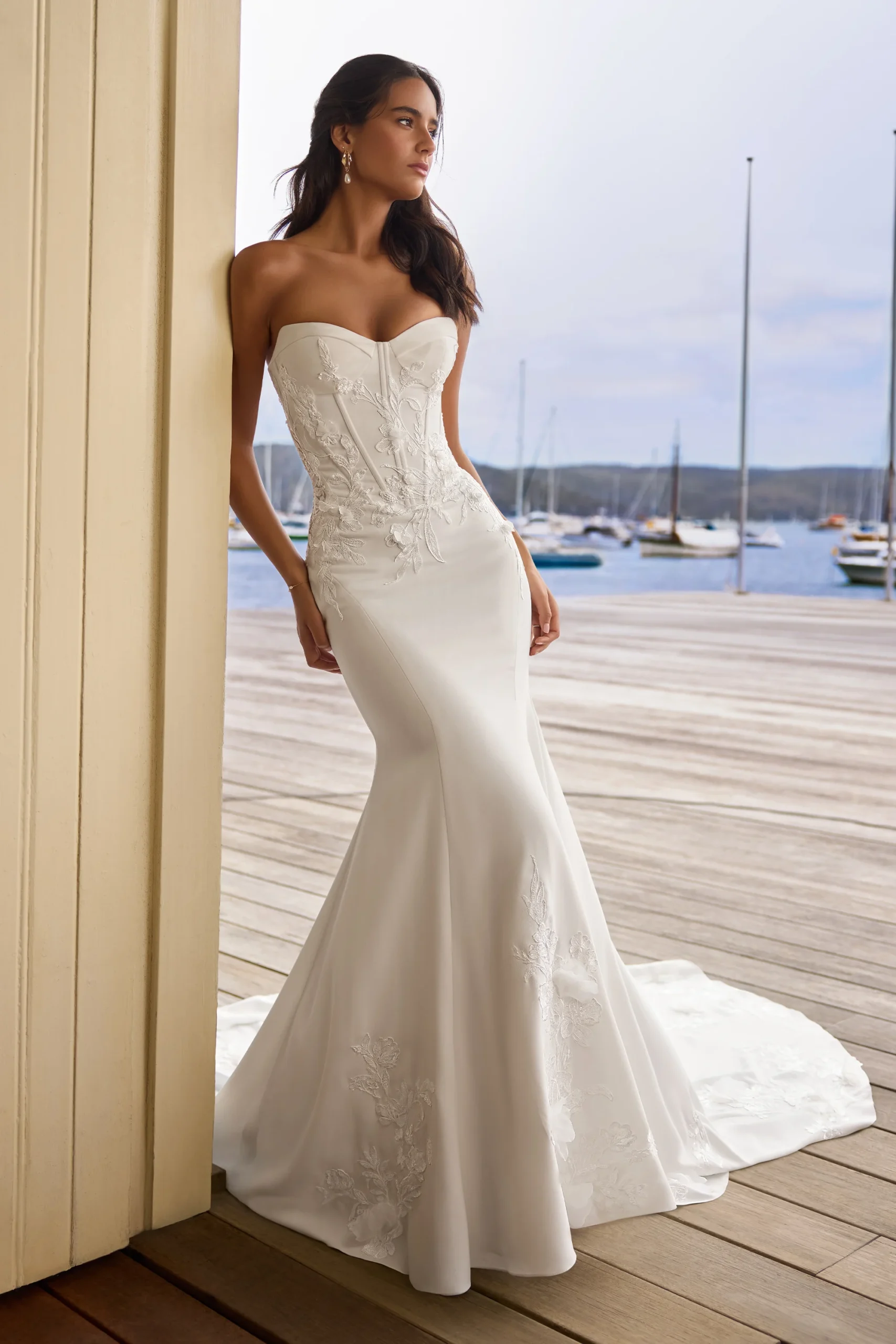 Y3205-ivory-roxy fitted bridal gown